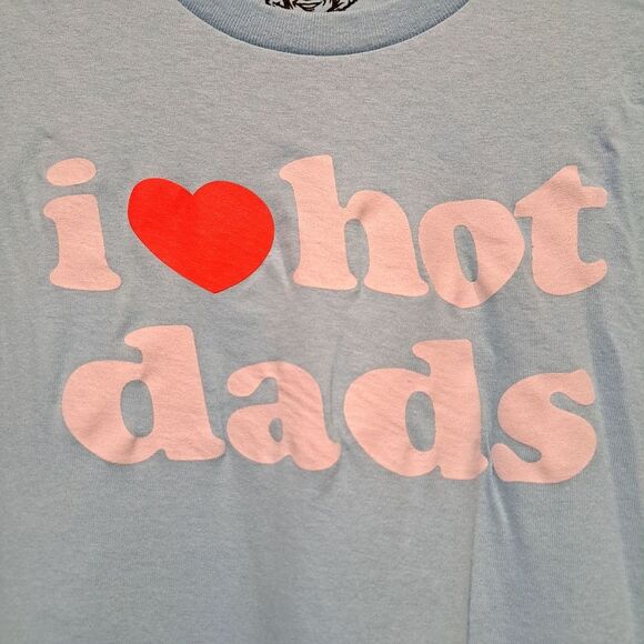 Danny Duncan "i ❤️ hot dads" blue crew neck short sleeve t-shirt sz XL new NWOT - Picture 2 of 5